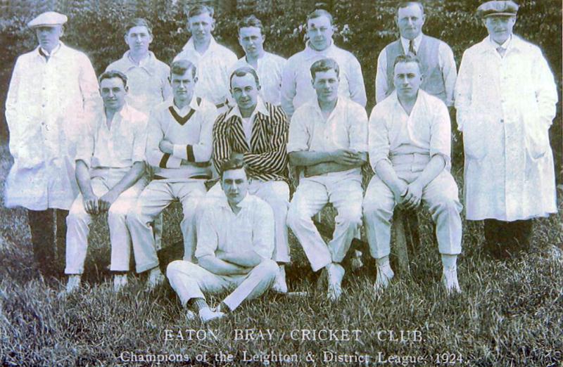 Eaton Bray Cricket Team 1924 (click to view full photo)