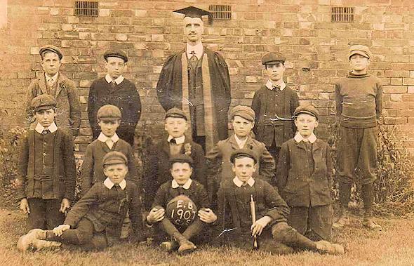 Eaton Bray School Football Team 1907